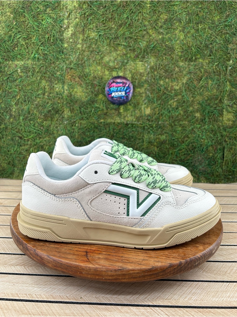 Vans Upland Sneakers